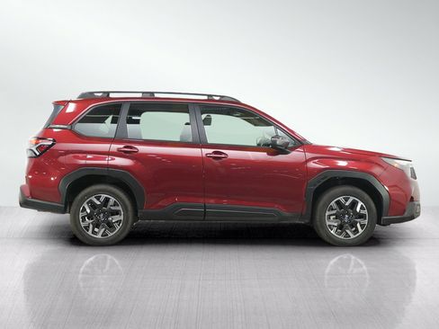 Used 2025 Subaru Forester Premium AWD/4WD image 6