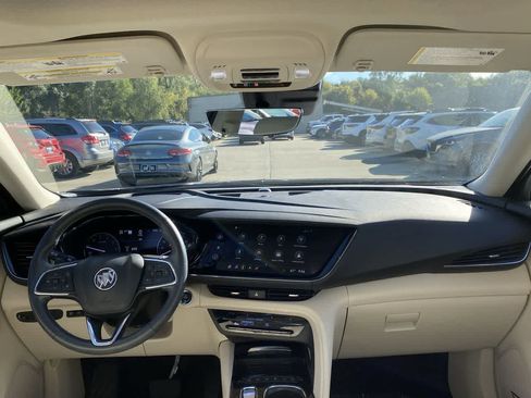 Used 2022 Buick Envision Avenir w/ Technology Package II image 12