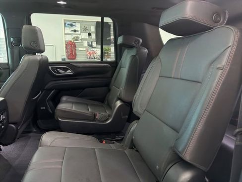 Certified 2023 Chevrolet Suburban RST w/ Luxury Package AWD/4WD image 23