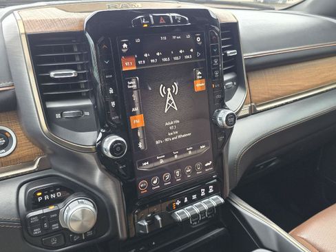 Used 2019 RAM 1500 Limited AWD/4WD image 19