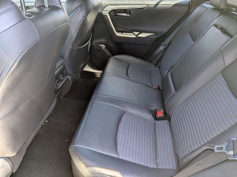 Used 2021 Toyota RAV4 XSE AWD/4WD image 21
