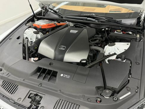 Used 2023 Lexus LC 500h w/ Dynamic Handling Package RWD image 93