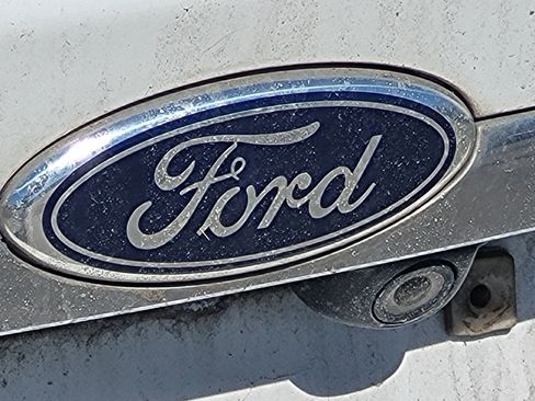 Used 2014 Ford Fiesta Titanium image 11