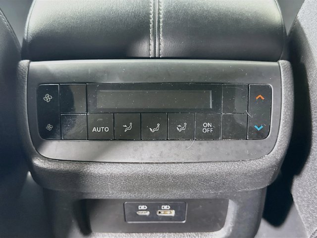 Used 2024 Nissan Pathfinder SV FWD image 24