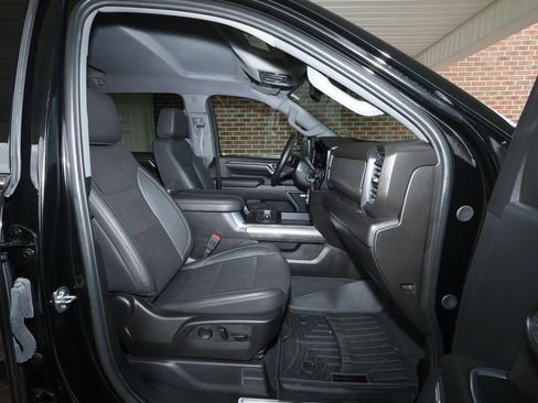 Used 2024 Chevrolet Silverado 2500 LTZ w/ LTZ Convenience Package AWD/4WD image 25