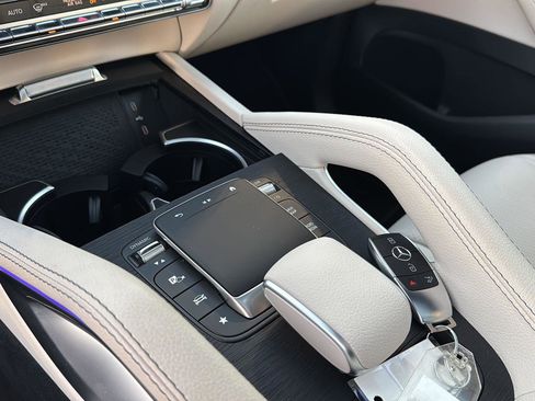 Used 2024 Mercedes-Benz GLE 350 4MATIC image 23