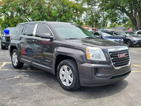 Used 2016 GMC Terrain SLE FWD image 3