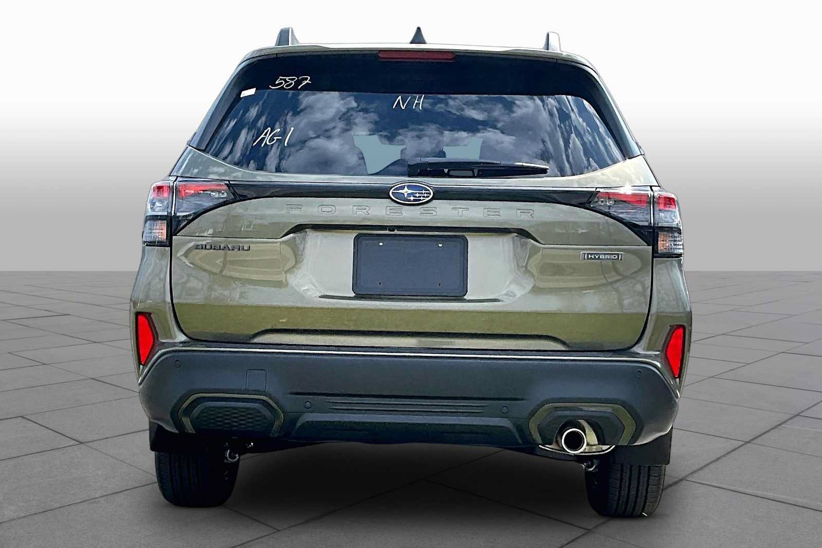 New 2026 Subaru Forester Touring AWD/4WD image 4