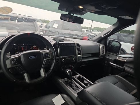 Used 2019 Ford F150 Raptor w/ Equipment Group 802A Luxury AWD/4WD image 6