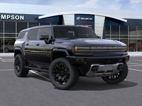New 2026 GMC Hummer EV SUV w/ LPO, Dark Essentials Package AWD/4WD image 34