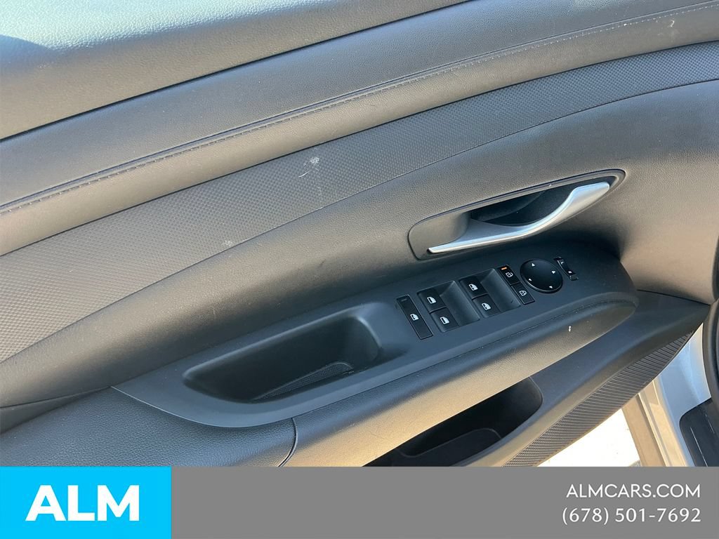 Used 2025 Hyundai Tucson SEL FWD image 11