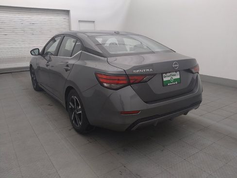 Used 2025 Nissan Sentra SV FWD image 5