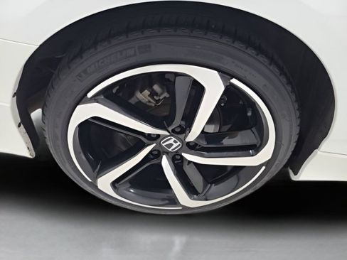 Certified 2022 Honda Accord Sport image 9