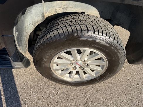 Used 2012 GMC Yukon 4WD Hybrid image 41