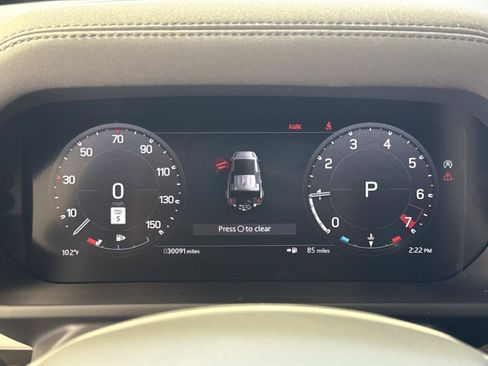 Used 2023 Land Rover Defender 110 S AWD/4WD image 28
