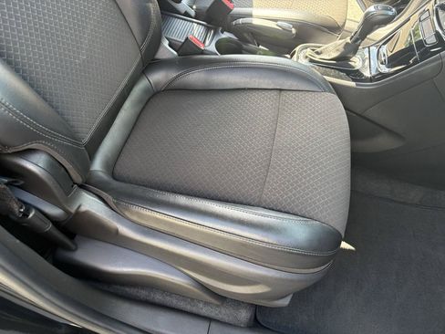 Used 2019 Buick Encore Preferred FWD image 37