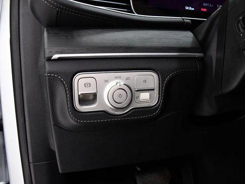 Used 2024 Mercedes-Benz GLE 450 GLE 450 image 11