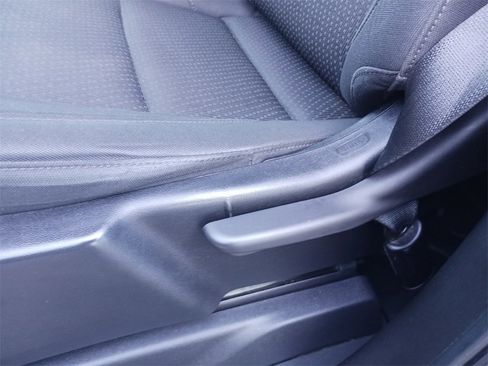 Used 2022 Chevrolet Silverado 1500 W/T w/ WT Value Package image 31