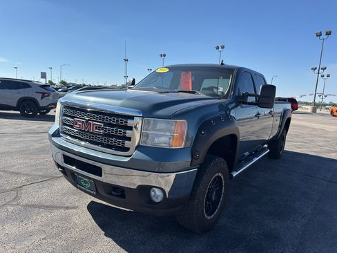Certified 2014 GMC Sierra 3500 SLT w/ Suspension Package, Off-Road AWD/4WD image 3