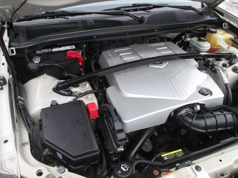 Used 2009 Cadillac SRX AWD w/ Third Row Seating Package image 35