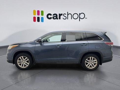 Used 2015 Toyota Highlander LE AWD/4WD image 2