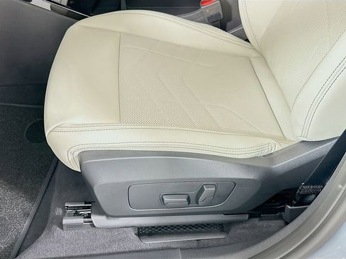 New 2026 BMW X2 xDrive28i w/ Technology Package image 21