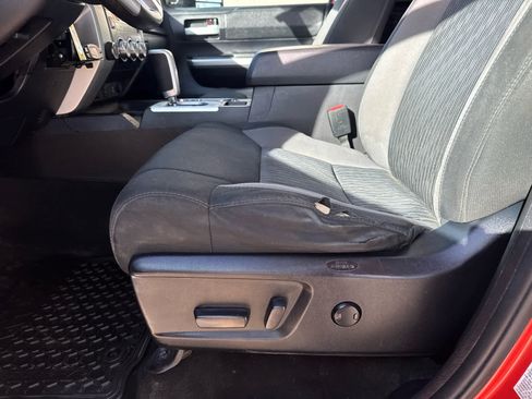 Used 2016 Toyota Tundra SR5 image 13