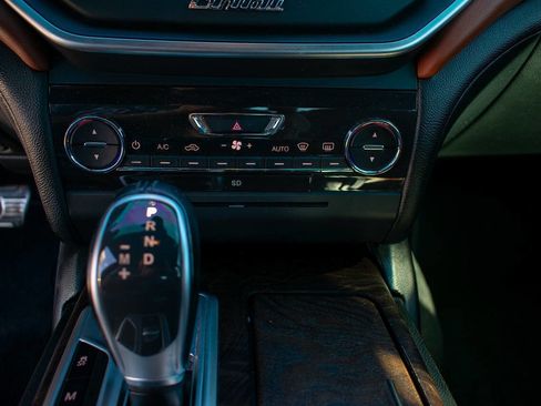 Used 2014 Maserati Ghibli S Q4 image 26