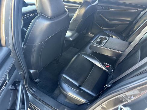 Used 2019 MAZDA MAZDA3 AWD Sedan w/ Preferred Package image 10