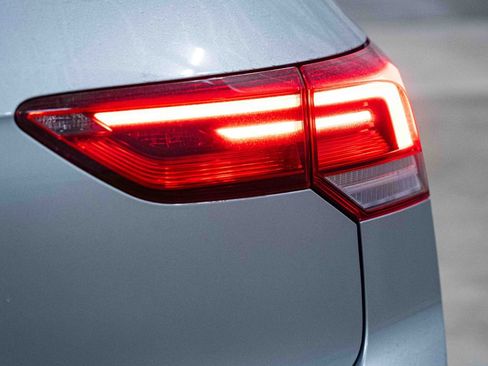 New 2026 Volkswagen GTI SE image 5