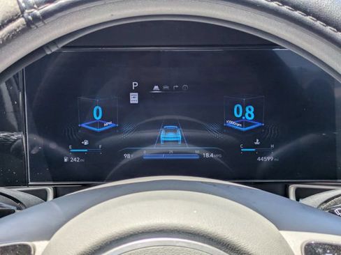 Used 2024 Hyundai Elantra SEL FWD image 27