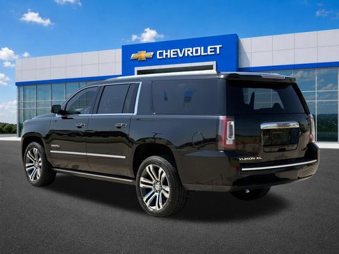 Certified 2018 GMC Yukon XL Denali w/ Denali Ultimate Package RWD image 5