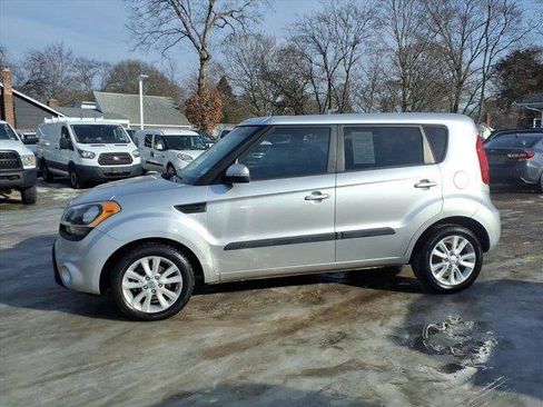 Used 2013 Kia Soul + w/ Audio Pkg image 8