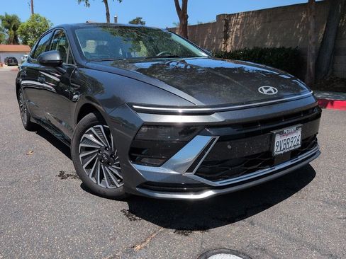 Certified 2026 Hyundai Sonata SEL FWD image 2