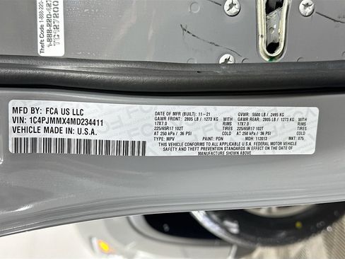 Used 2021 Jeep Cherokee Latitude Lux AWD/4WD image 29