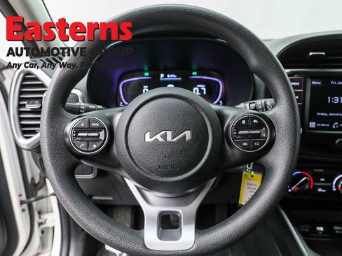 Used 2024 Kia Soul LX w/ Option Group 015 image 10