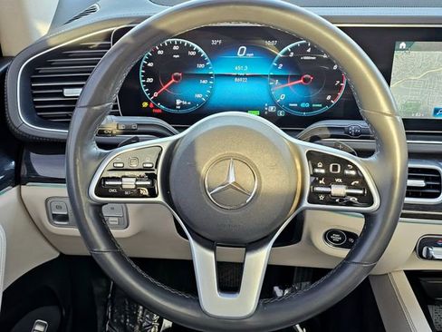 Used 2020 Mercedes-Benz GLS 450 4MATIC image 35