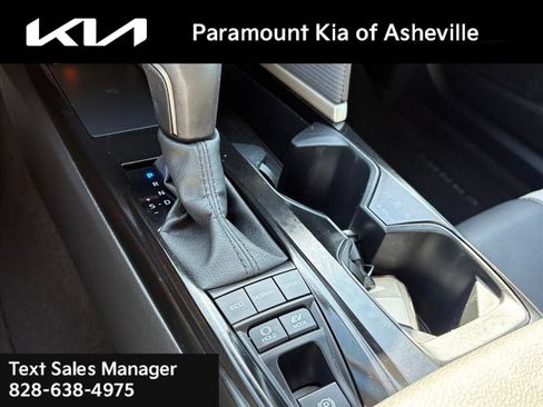 Used 2025 Toyota Camry SE w/ Convenience Package FWD image 27
