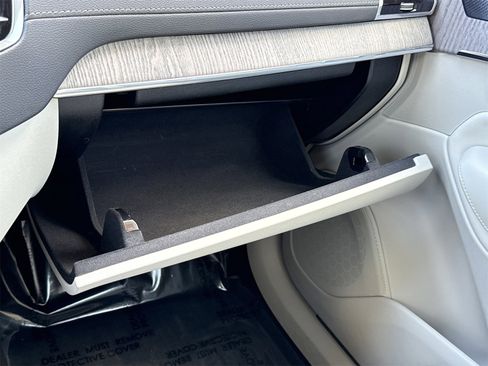 Used 2022 Volvo XC90 T6 Inscription w/ Advanced Package image 29