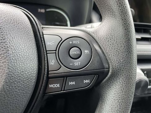 Used 2023 Toyota RAV4 LE image 25