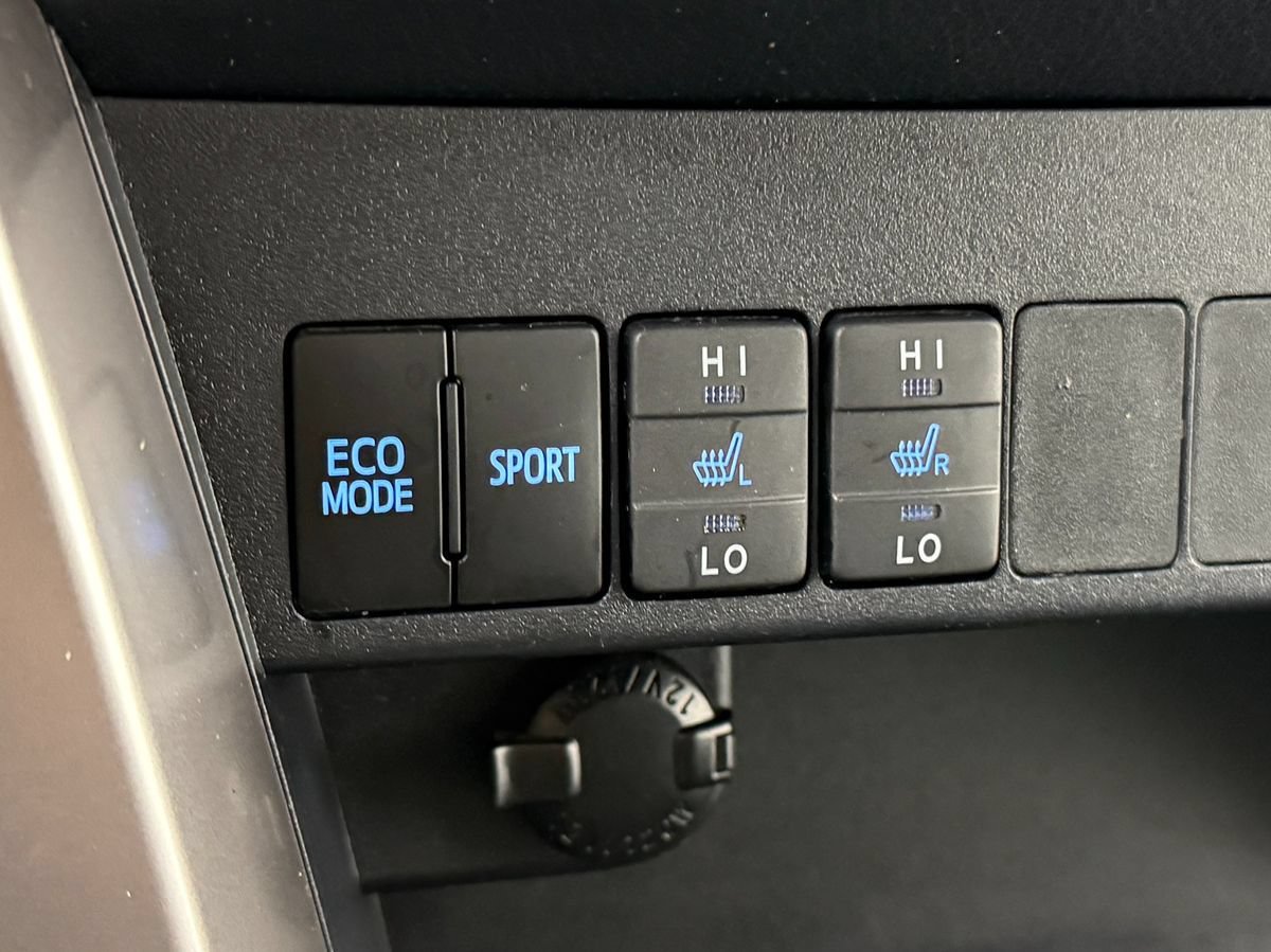 Used 2017 Toyota RAV4 Limited w/ All Weather Liner Package AWD/4WD image 23