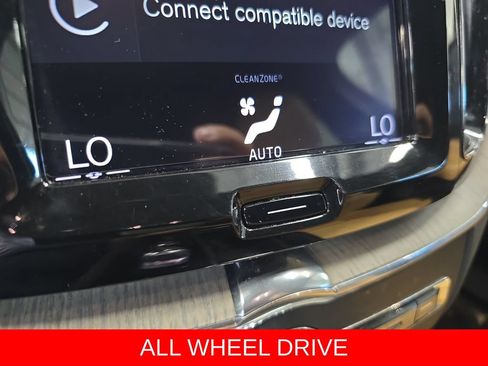 Used 2018 Volvo XC60 T8 Inscription w/ Advanced Package AWD/4WD image 22