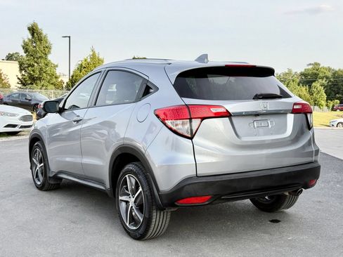 Used 2021 Honda HR-V EX-L image 10