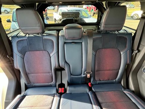 New 2025 Ford Bronco Raptor image 11