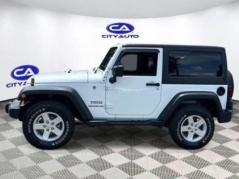Used 2017 Jeep Wrangler Sport w/ Quick Order Package 24S AWD/4WD image 7