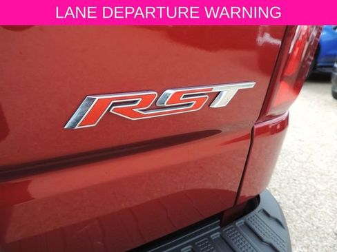 Used 2023 Chevrolet Silverado 1500 RST w/ Z71 Off-Road Package AWD/4WD image 13