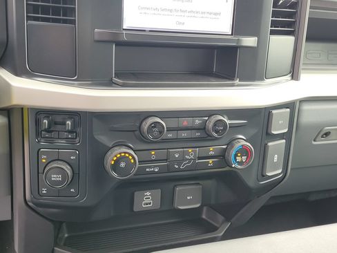 New 2026 Ford F250 XL w/ STX Appearance Package AWD/4WD image 28