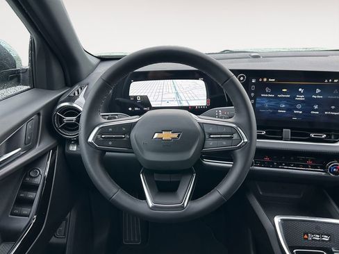 New 2026 Chevrolet Equinox LT w/ Convenience Package II image 14
