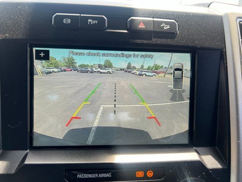 Used 2018 Ford F250 Lariat w/ Lariat Ultimate Package AWD/4WD image 37
