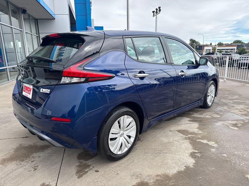 Used 2025 Nissan Leaf S FWD image 5